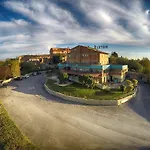 מלון Castello 3*